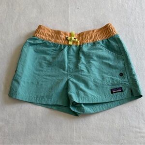 Patagonia Kids Baggies Shorts – Size L (Youth),‎ Seafoam Green & Tan Waistband
